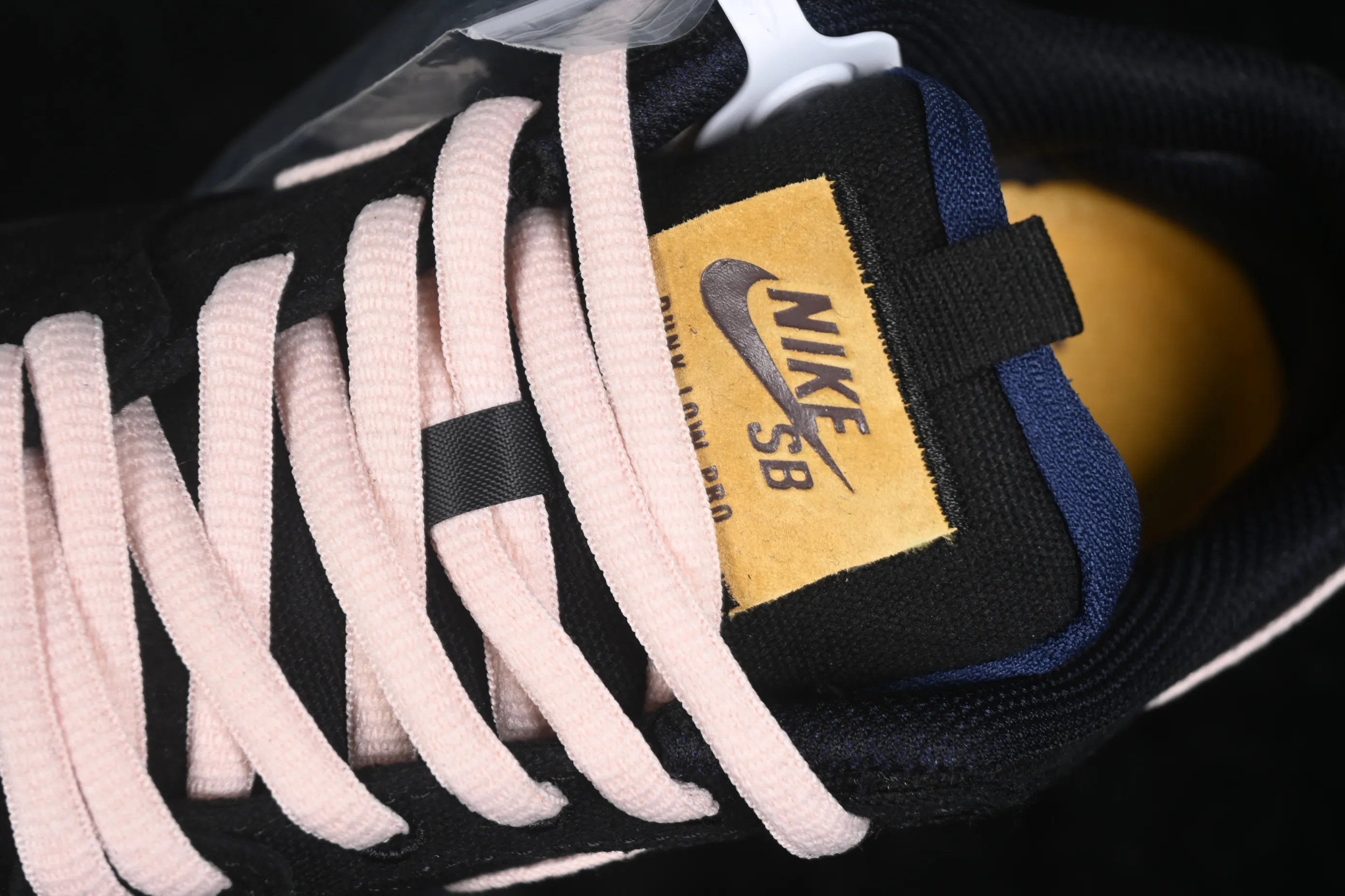 All categories Nk SB Dunk series Nk SB Dunk Low low-top sneakers Nike SB Dunk Low canvas splicing SB low-top casual sneakers DX6775-400
